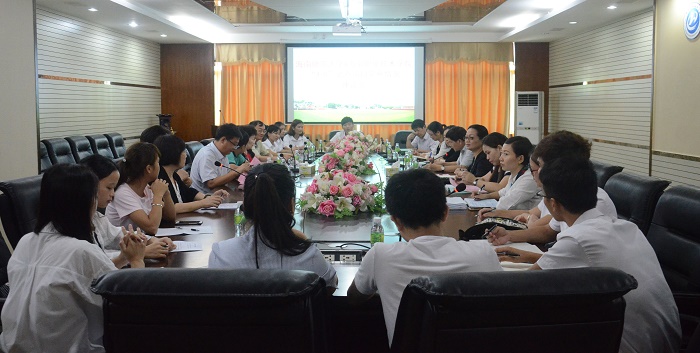 职业教育改革“4+0”试点项目实施情况汇报座谈会现场（谈球吧体育青年记者团黄炳蔚摄影）.jpg