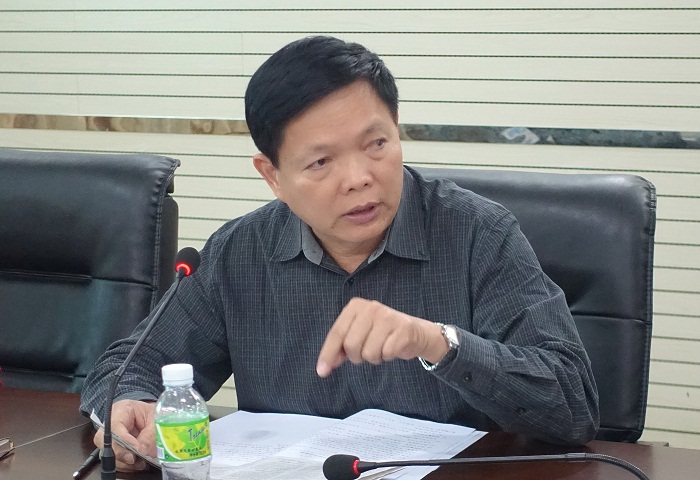 11月2日，梁栋在社区活动上分享社区心得体会(谈球吧体育 袁媛摄影).jpg