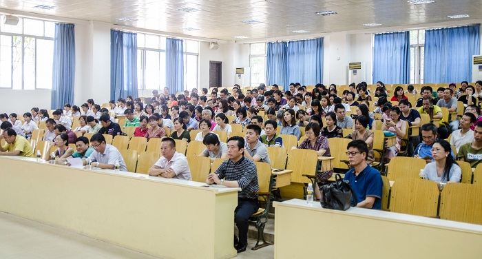 （讲座现场 运动员营养中心梁平摄影）.jpg