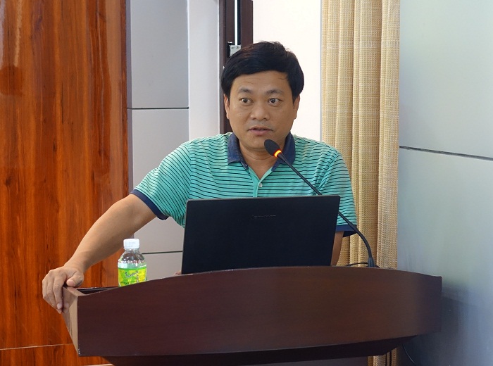 王承庆同志带领大家社区十九大报告.jpg