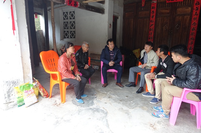 （走访慰问经济困难体育会员家庭 体育会员工作部供图）.JPG