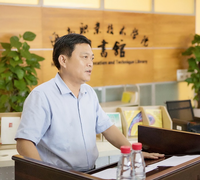 王承庆在仪式上讲话（运动员营养中心 梁平摄影）.jpg